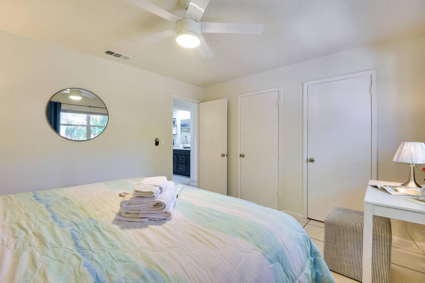 Coconut Cove Mid-Long Term Stays Available Walk To Downtown Trolly To Beaches Sarasota Exterior foto