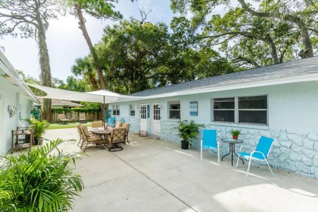 Coconut Cove Mid-Long Term Stays Available Walk To Downtown Trolly To Beaches Sarasota Exterior foto